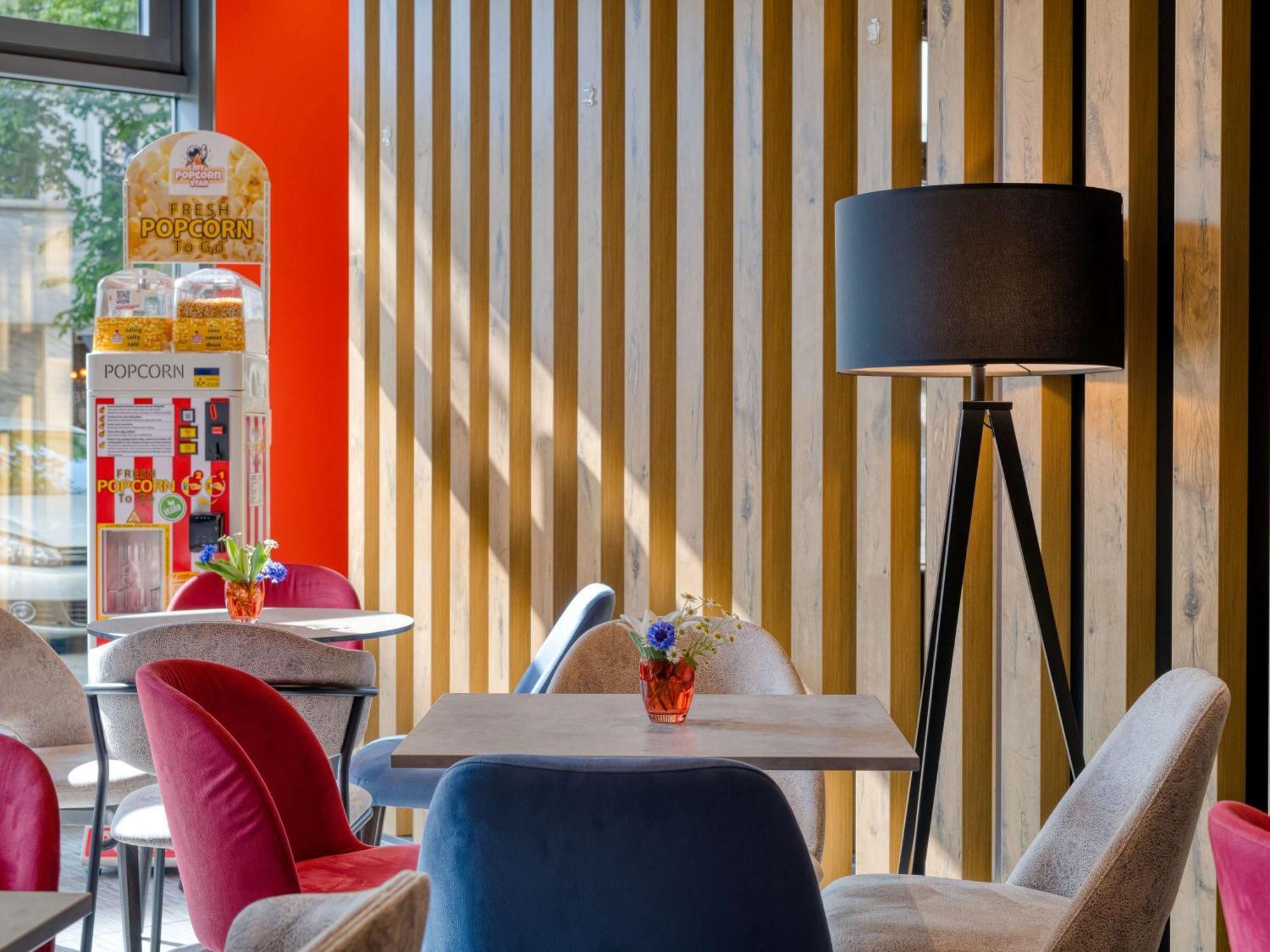Ibis Berlin Kurfuerstendamm - Neu Renoviert Exterior photo