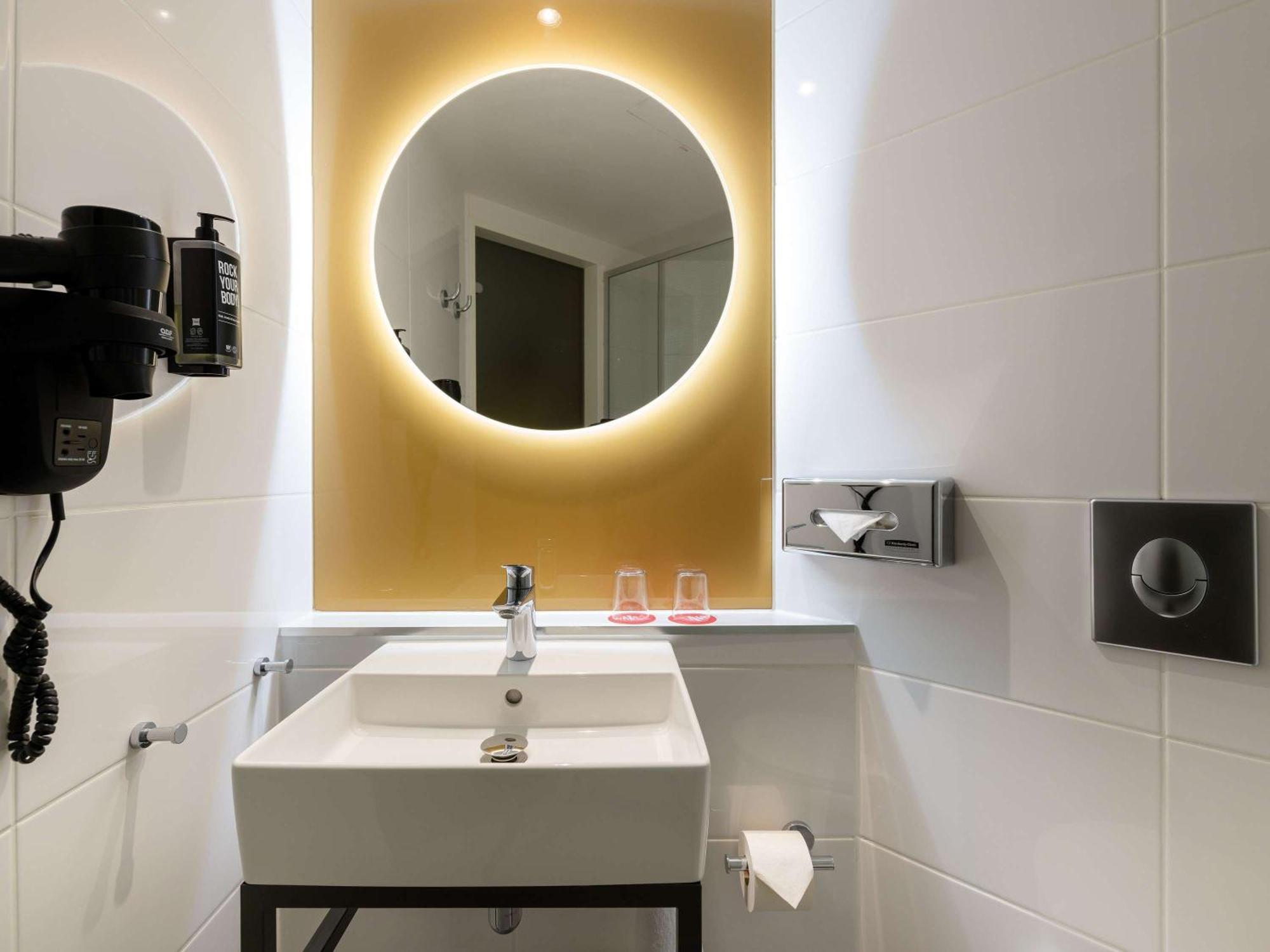 Ibis Berlin Kurfuerstendamm - Neu Renoviert Exterior photo